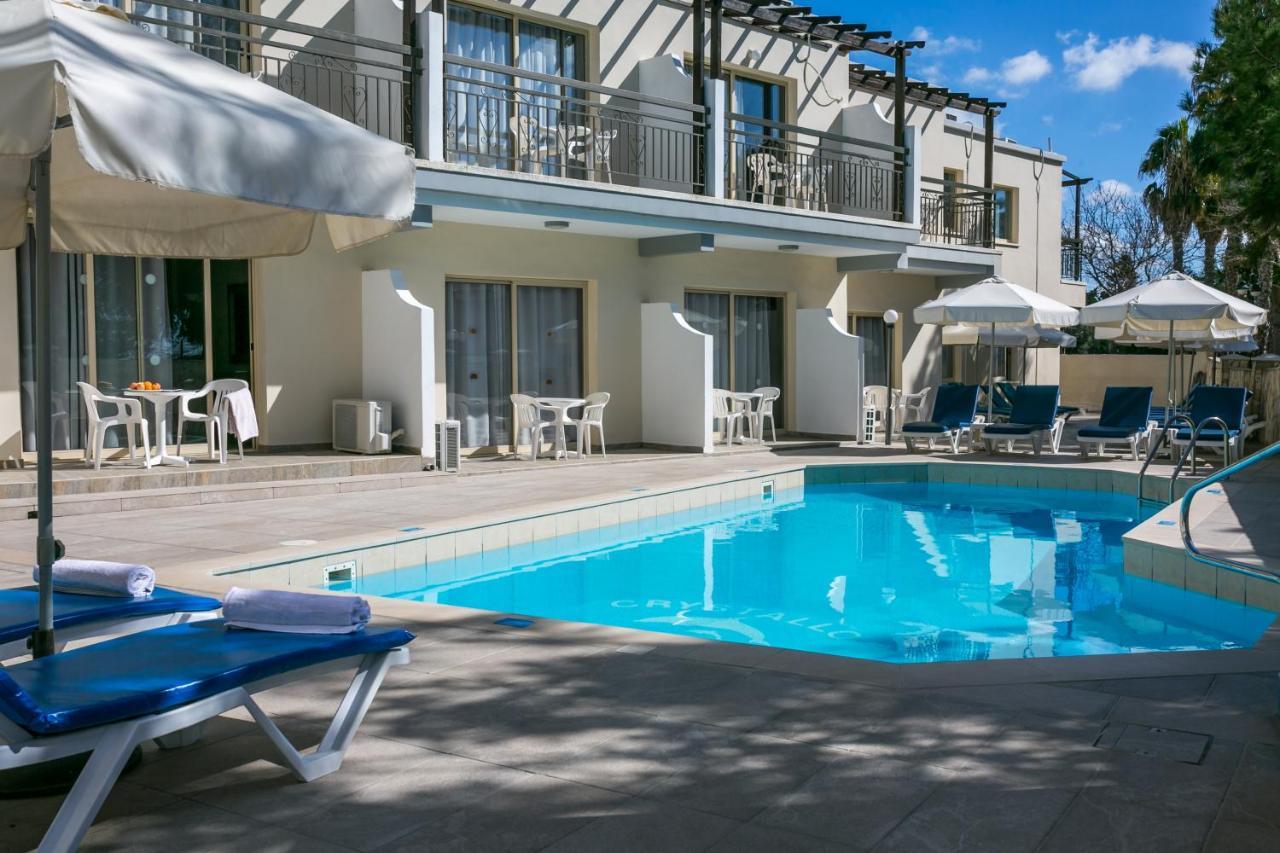 Crystallo Apartments Paphos Exterior foto